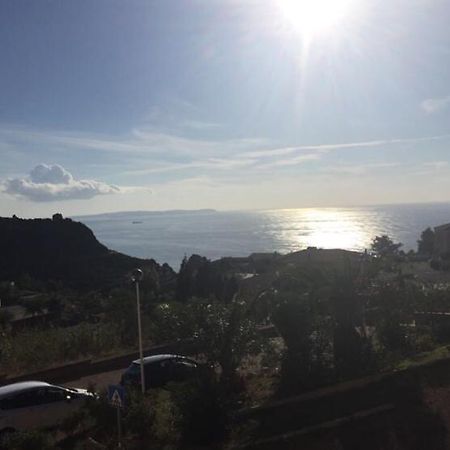 Appartamento "Magnifica Vista Sul Mare" Nebida Bagian luar foto