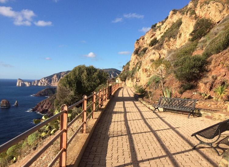 Appartamento "Magnifica Vista Sul Mare" Nebida Bagian luar foto